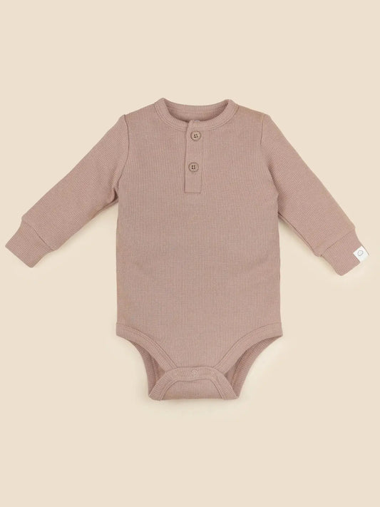 Mocha Organic Cotton Waffle Long-sleeve Bodysuit 000